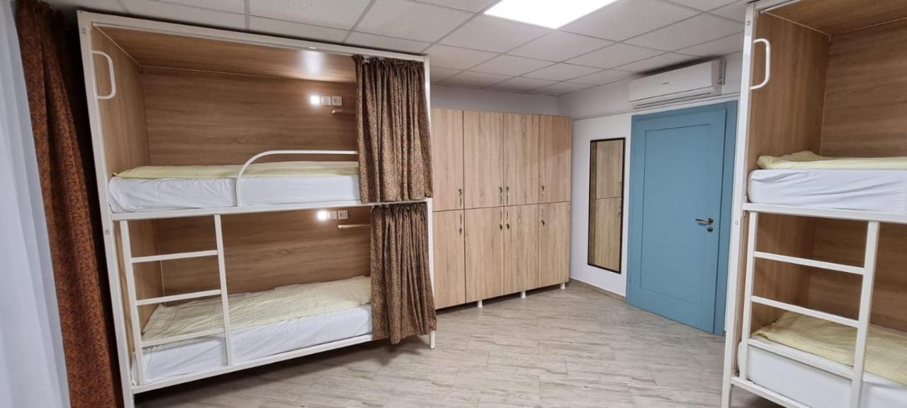 Hostel Citadella Deva Luaran gambar