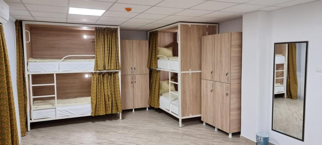 Hostel Citadella Deva Luaran gambar