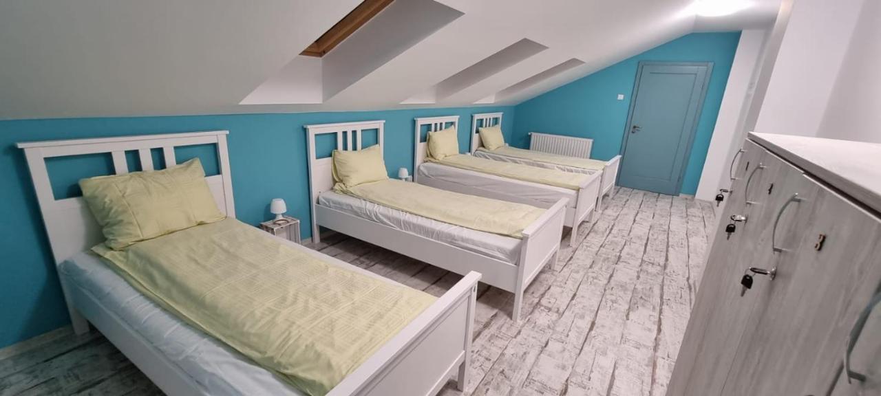 Hostel Citadella Deva Luaran gambar