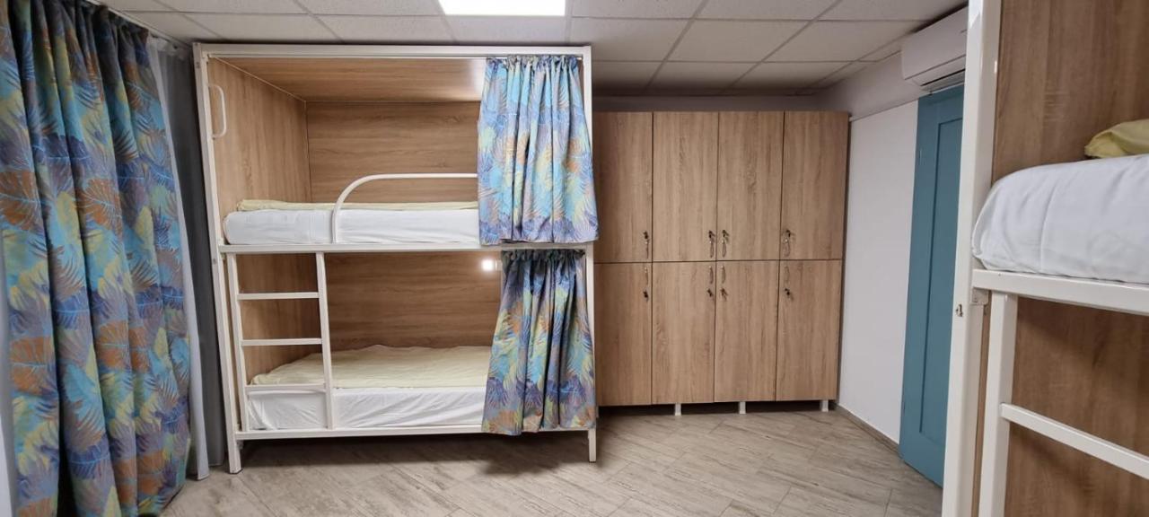 Hostel Citadella Deva Luaran gambar
