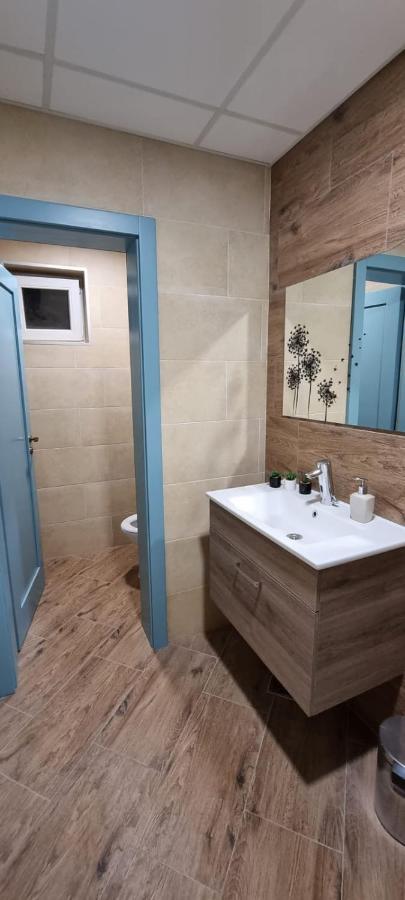 Hostel Citadella Deva Luaran gambar