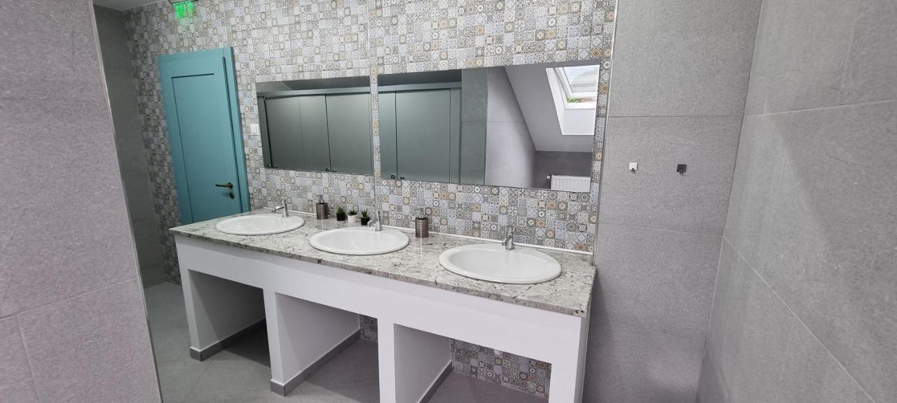 Hostel Citadella Deva Luaran gambar