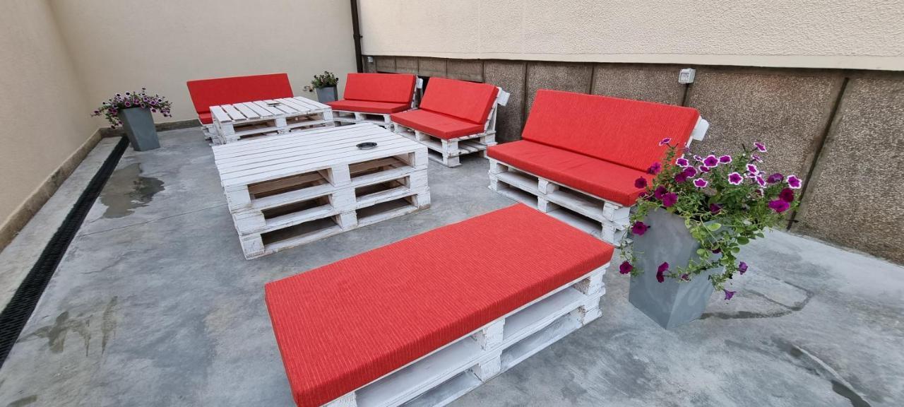 Hostel Citadella Deva Luaran gambar
